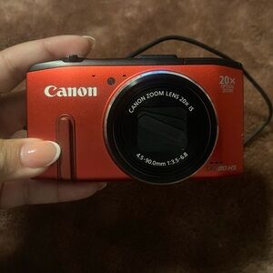 Canon Powershot SX280 HS in Red